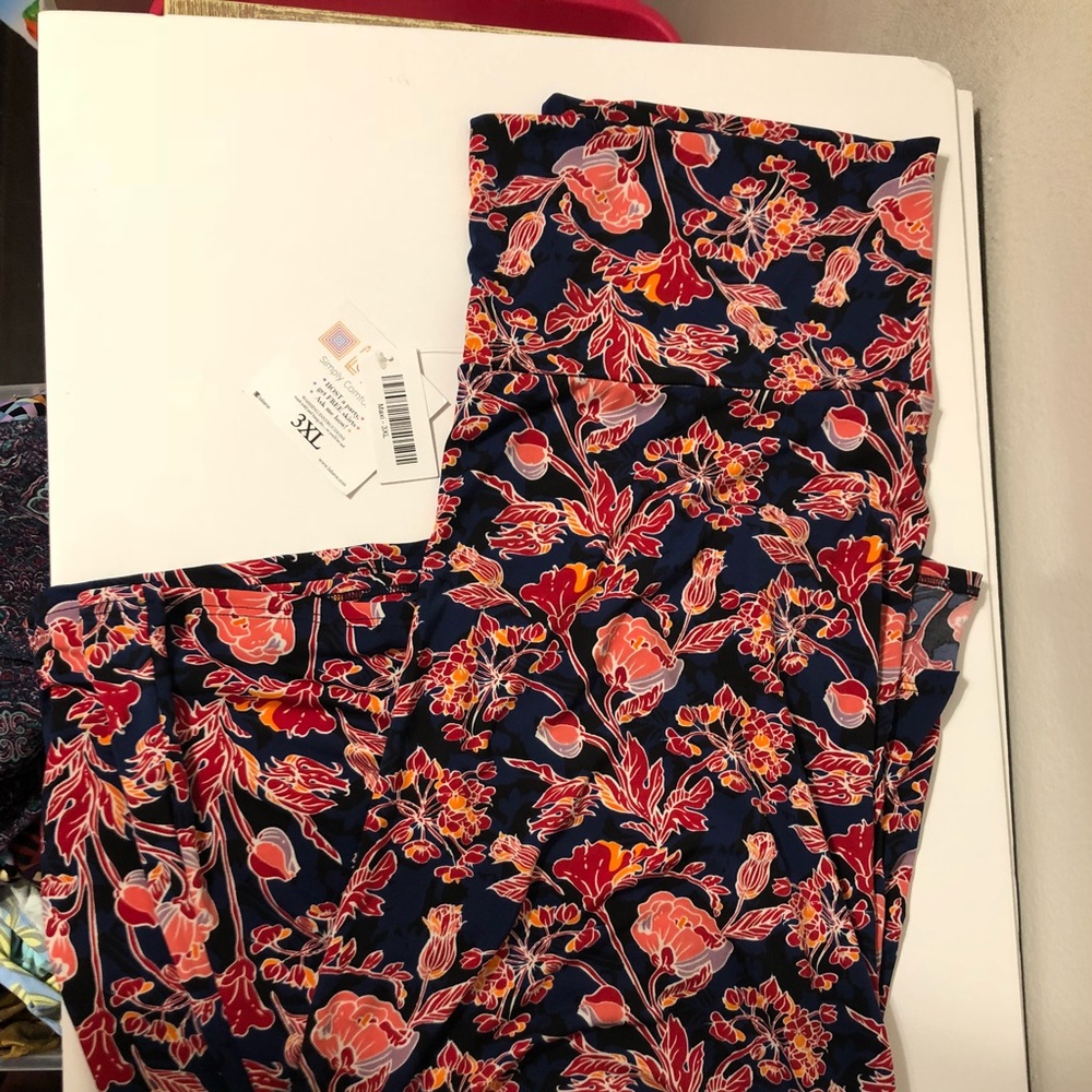 LulaRoe 3x Maxi - slinky Navy/red - NWT